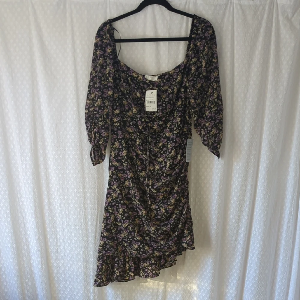 Astr Asymmetrical Floral Dress in Black and Purple Ditsy Print Women's XL - Picture 2 of 9